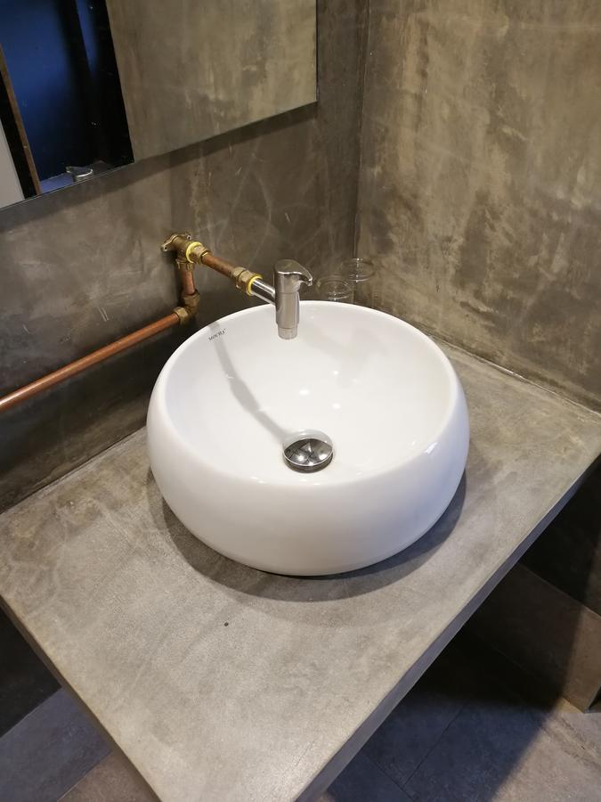 The Rise Room Kuala Terengganu Exteriör bild A washbasin